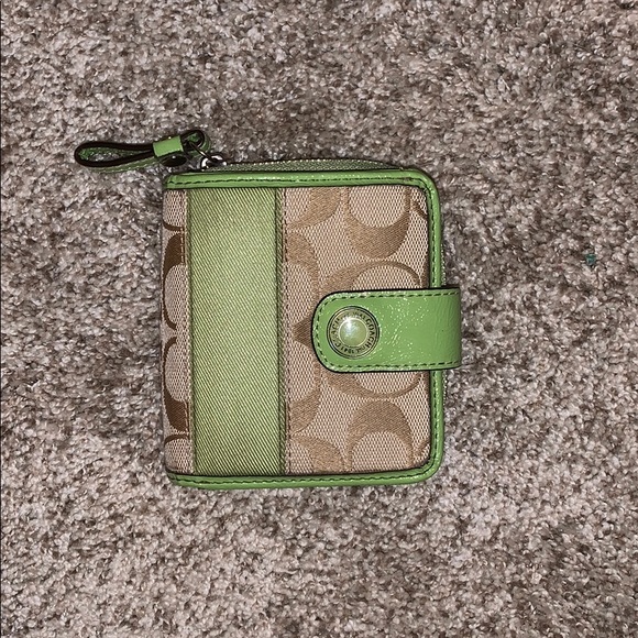 Coach Handbags - Coach Trifold Wallet
